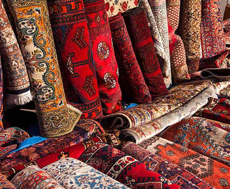 Services : Nettoyage et restauration de tapis - MON TAPIS D'ORIENT sur Paris et l’Île-de-France. Services : Nettoyage Professionnel de tapis, Reteinture de Tapis, Restauration de Tapis Anciens, Restauration de Meubles en Belgique. Un savoir-faire artisanal au service du nettoyage, de la restauration et de la préservation de votre patrimoine, sur Paris et l’Île-de-France.